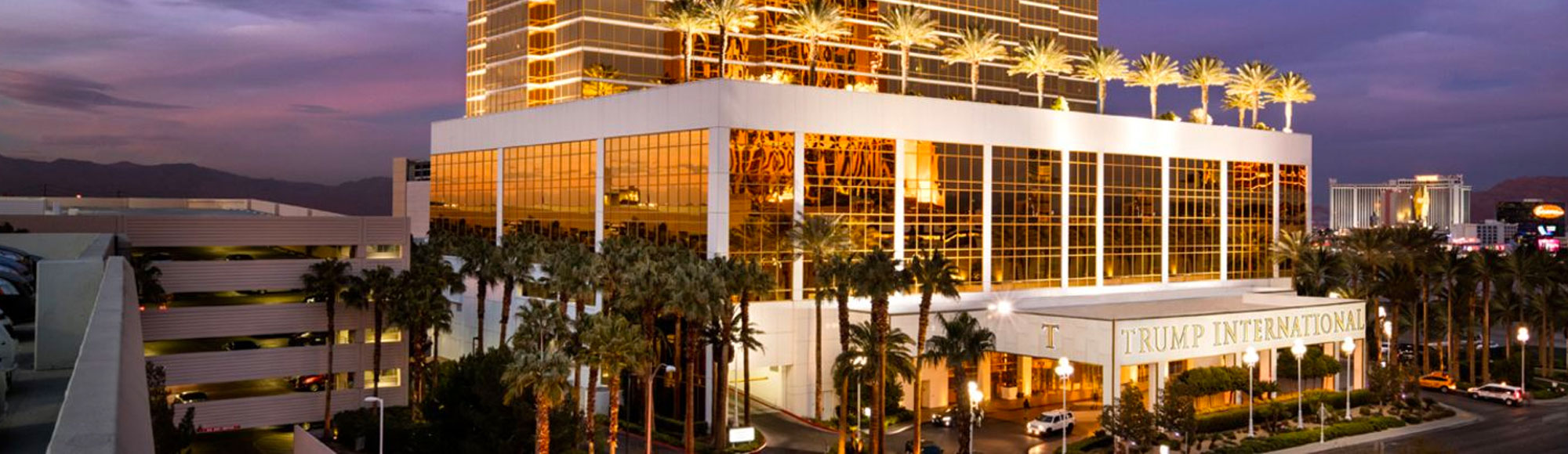 Foto: Vegas.com Außenansicht: Trump International Hotel and Tower