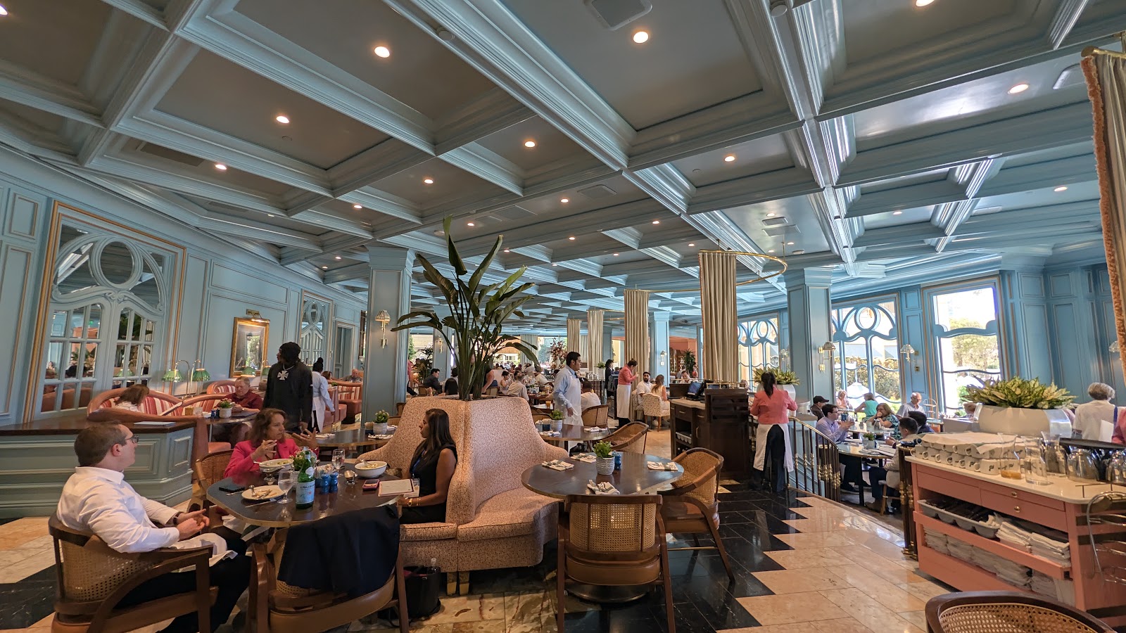 Sadelle’s Las Vegas, Vorschau 2