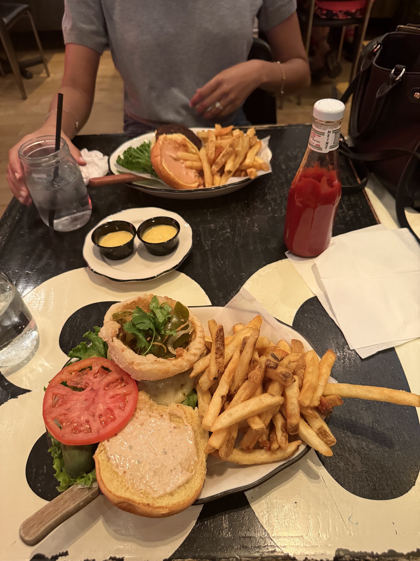 Black Tap Craft Burgers & Beer Las Vegas, Vorschau 3