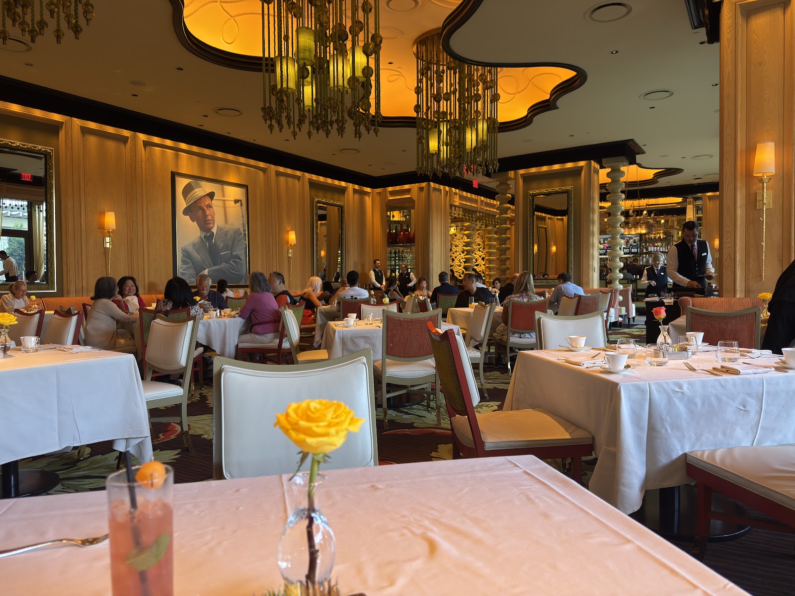 Sinatra Las Vegas, Vorschau 10