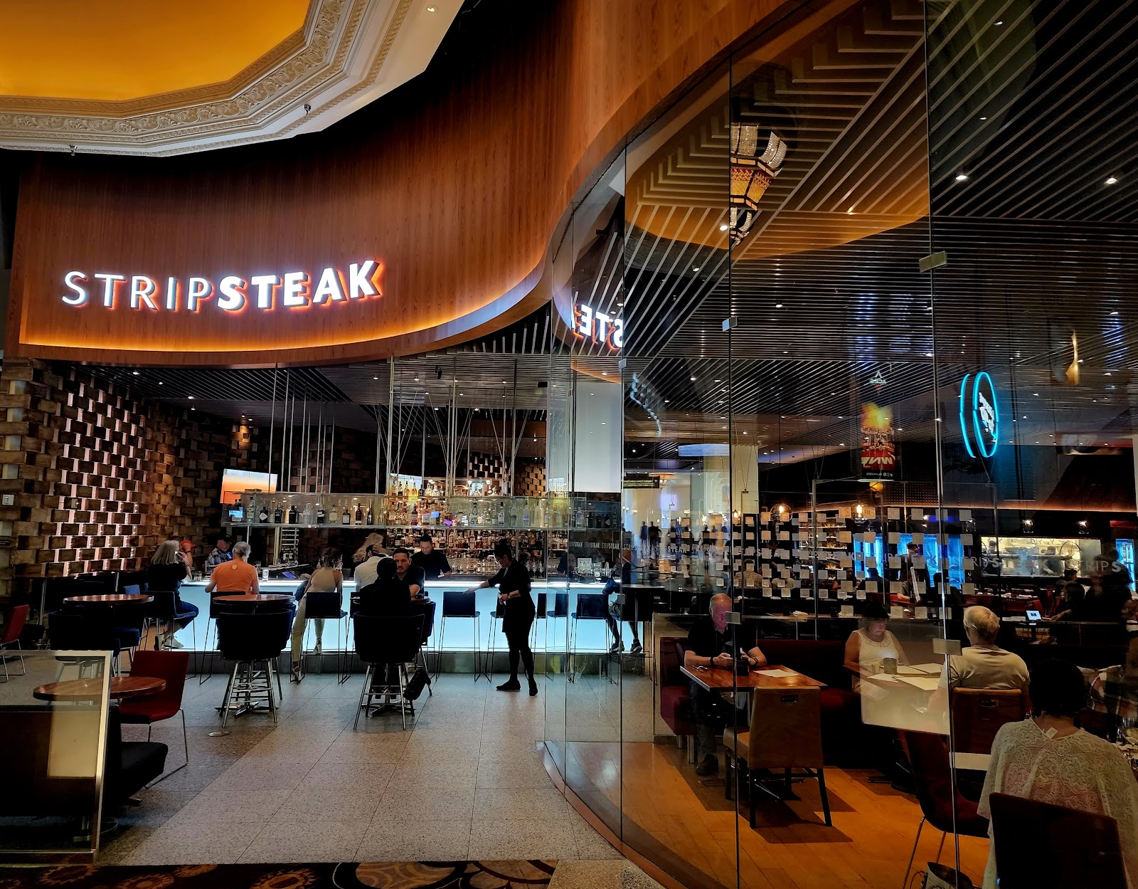 StripSteak Las Vegas, Vorschau 6