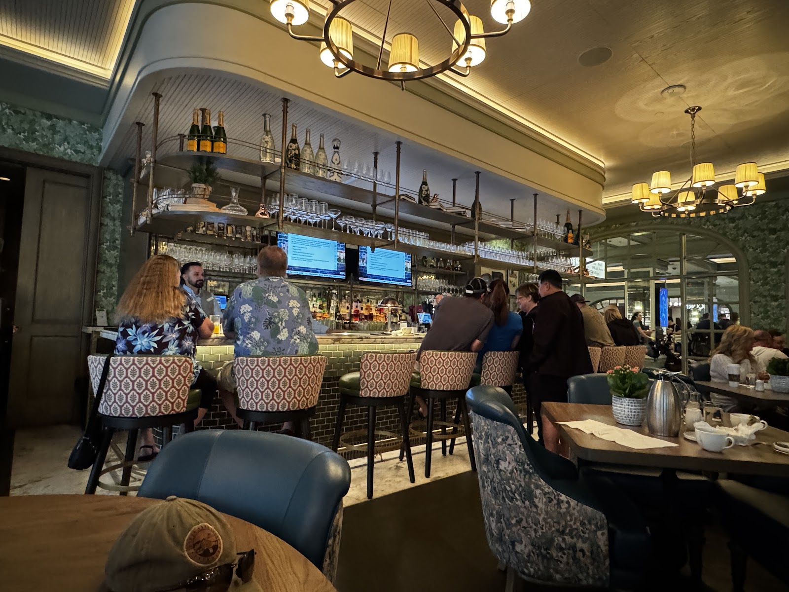 Primrose Las Vegas, Vorschau 8