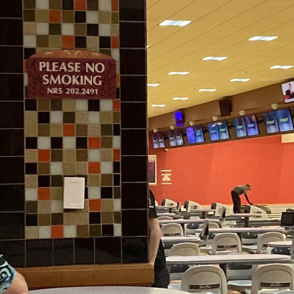 South Point Bowling Center, Vorschau 9