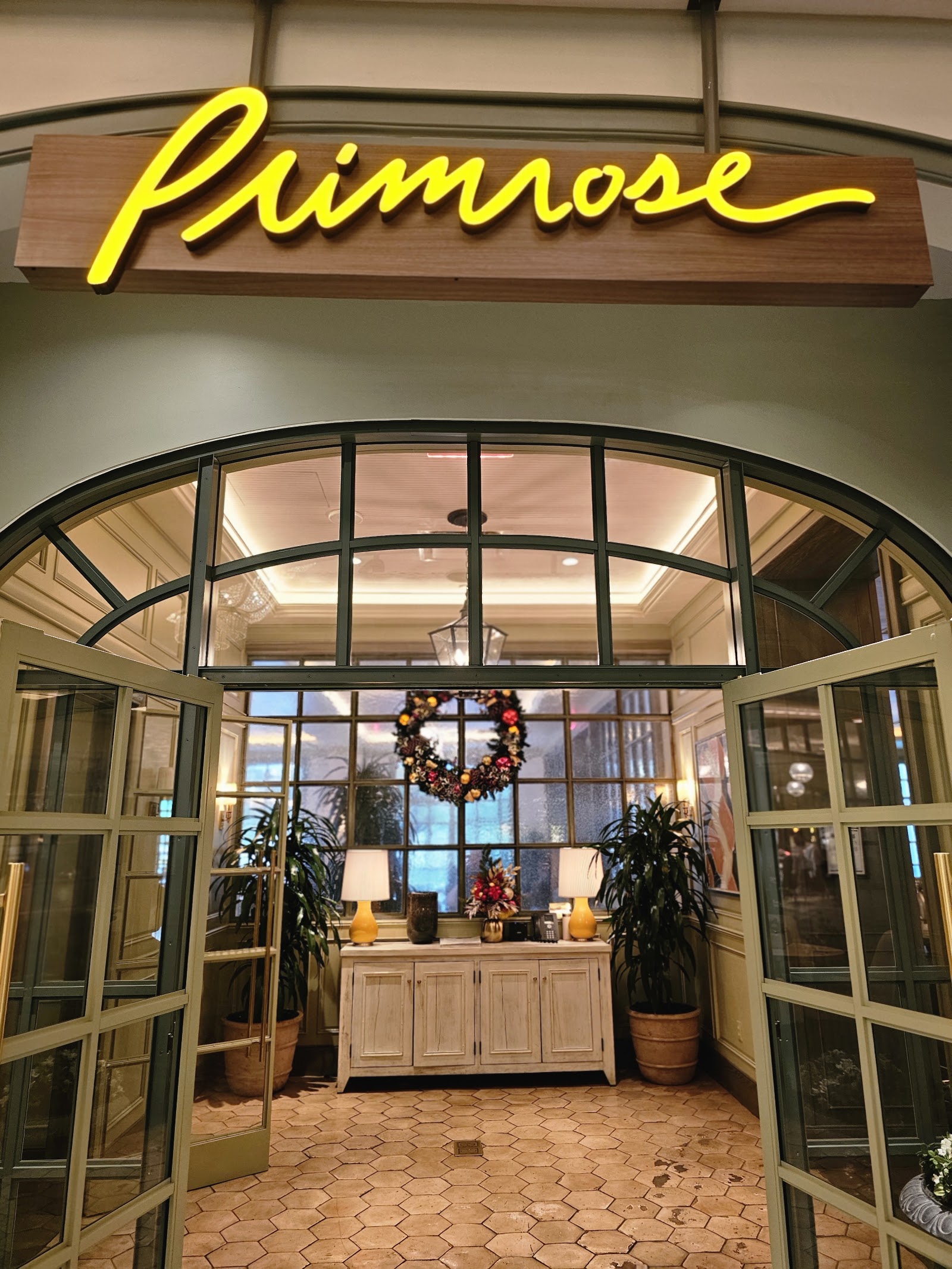 Primrose Las Vegas, Vorschau 5