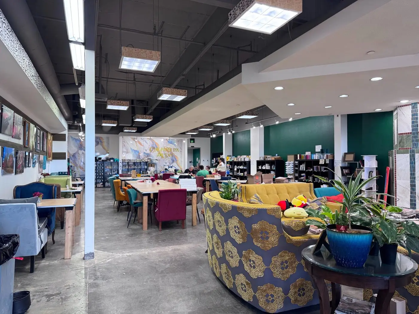 Clay Paper Ink – Art Café