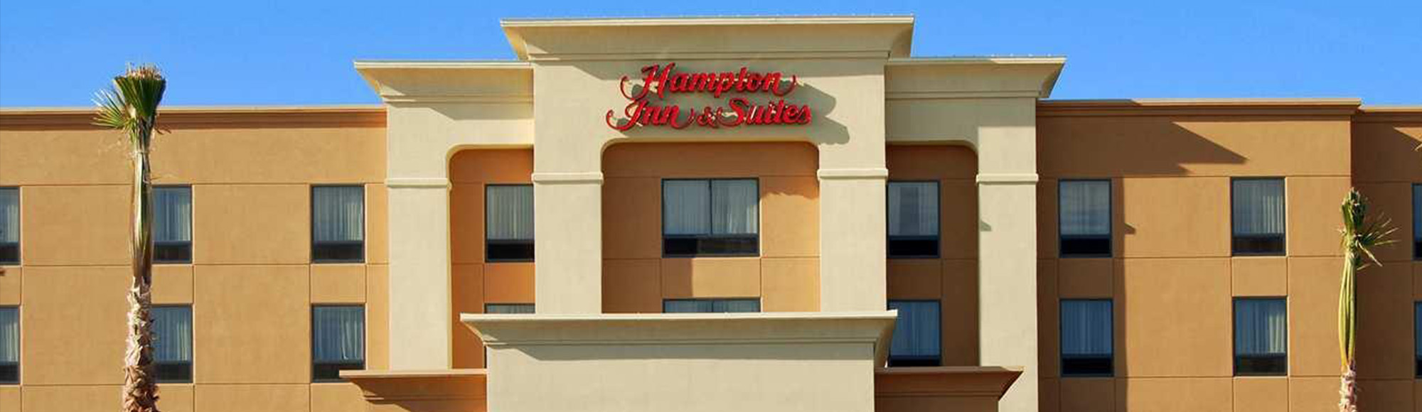 Foto: Vegas.com Außenansicht: Hampton Inn and Suites Las Vegas Airport