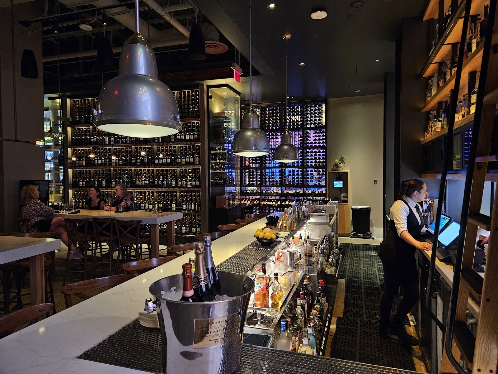 Wally’s Wine & Spirits Las Vegas, Vorschau 9